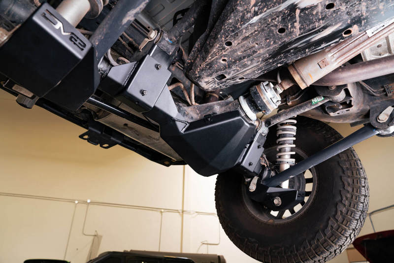 DV8 Offroad SPBR-03 - DVESPBR-03 - DV8 Offroad 21-22 Ford Bronco Rear Differential Skid Plate - Shipped in Europe - Tuningsupply.com