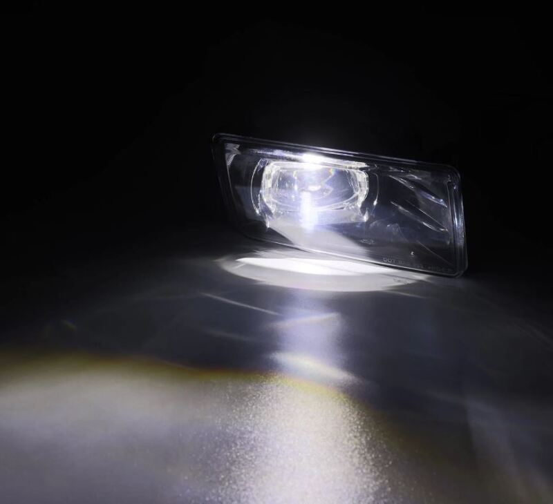 AlphaRex 210008 - ARX210008 - AlphaRex 07-13 Chevrolet Silverado/04-17 Tahoe DoubleTap Dual Color LED Proj Fog Lights - Wt/Ambr - Shipped in Europe - Tuningsupply.com