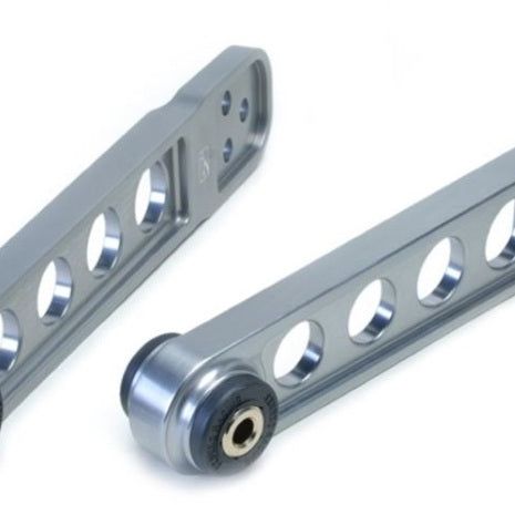 Skunk2 Racing 542-05-0200 - SKK542-05-0200 - Skunk2 02-06 Honda Element/02-06 Acura RSX Hard Anodized Rear Lower Control Arm (Incl. Socket Tool) - Shipped in Europe - Tuningsupply.com