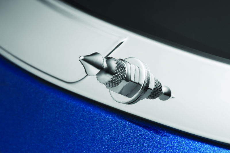 Kuryakyn 5715 - KUR5715 - Kuryakyn Windshield Spikes FLTR Chrome - Shipped in Europe - Tuningsupply.com