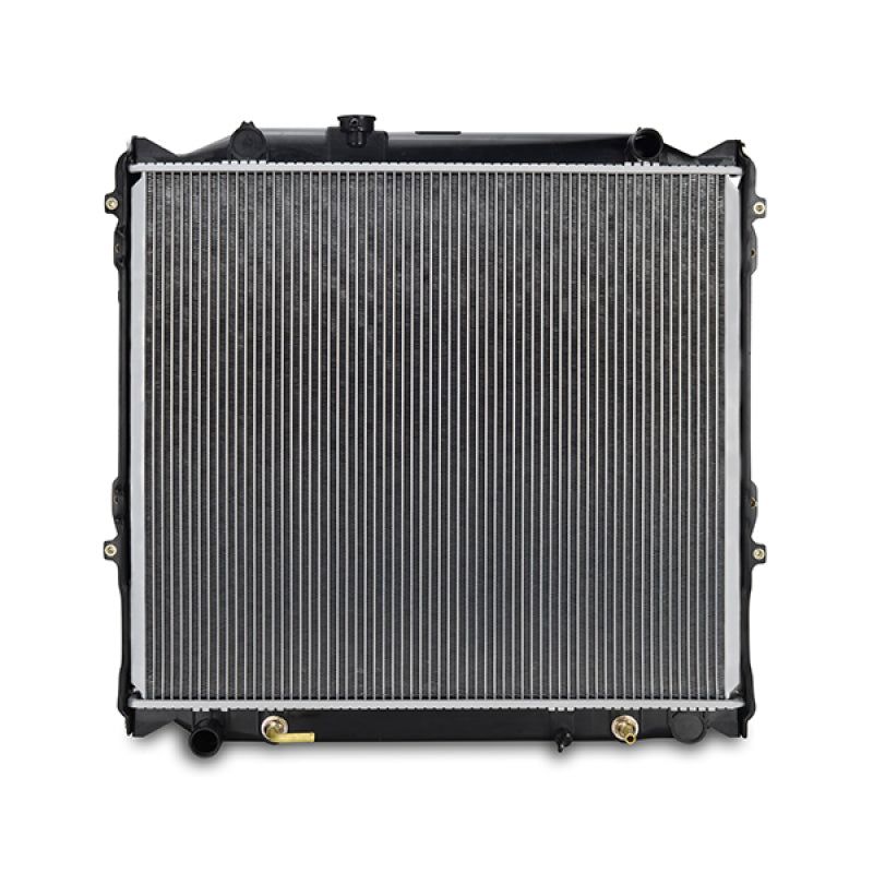 Mishimoto R1998-AT - MISR1998-AT - Mishimoto Toyota 4 Runner Replacement Radiator 1996-2002 - Shipped in Europe - Tuningsupply.com