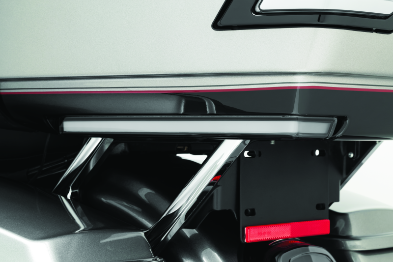 Kuryakyn 2944 - KUR2944 - Kuryakyn Tracer Tour Pak Side Lights Smoke Lens - Shipped in Europe - Tuningsupply.com