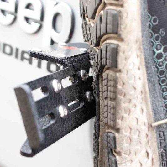 Fishbone Offroad FB21268 - FBOFB21268 - Fishbone Offroad 2007+ Jeep Wrangler/Gladiator Steel - Black Foot Peg Set - Shipped in Europe - Tuningsupply.com