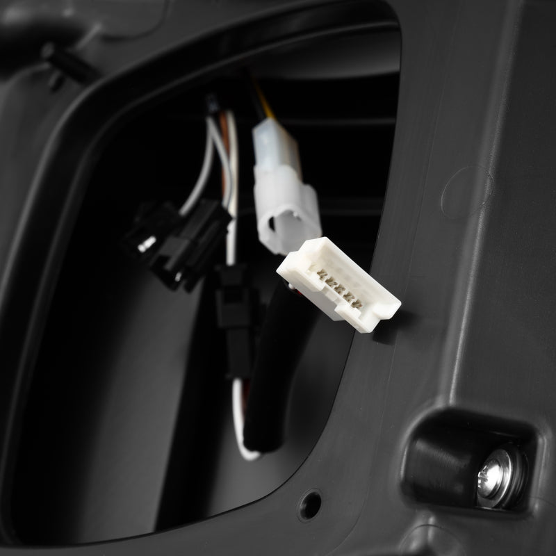 AlphaRex 653040 - ARX653040 - AlphaRex 21-23 Ford F-150 LUXX LED Taillights - Black w/ BLIS - Shipped in Europe - Tuningsupply.com