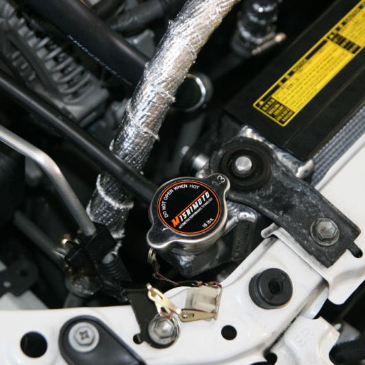 Mishimoto MMRAD-TC-05 - MISMMRAD-TC-05 - Mishimoto 05-10 Scion tC Manual Aluminum Radiator - Shipped in Europe - Tuningsupply.com