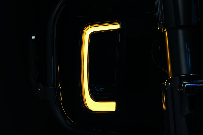 Kuryakyn 5063 - KUR5063 - Kuryakyn Tracer Lower Fairing Grill Chrome - Shipped in Europe - Tuningsupply.com