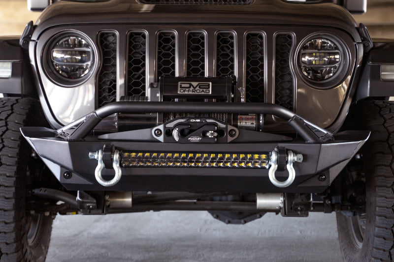 DV8 Offroad FBJL-11 - DVEFBJL-11 - DV8 Offroad 07-23 Jeep Wrangler JK/JL & Gladiator JT FS-1 Series Stubby Front Bumper - Shipped in Europe - Tuningsupply.com