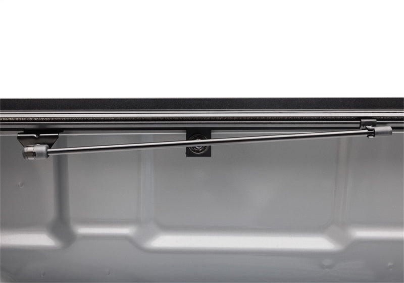 BAK - BAK448539 - BAK 2022 Nissan Frontier 6ft Bed BAKFlip MX4 Matte Finish - Shipped in Europe - Tuningsupply.com
