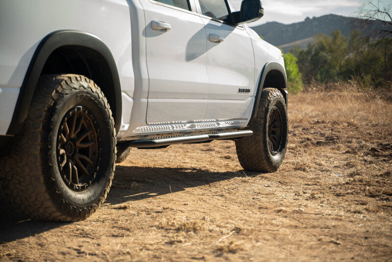 DV8 Offroad SRDR1-01 - DVESRDR1-01 - DV8 Offroad 19-25 RAM 1500 Crew Cab OE Plus Side Steps - Black Steel - Shipped in Europe - Tuningsupply.com
