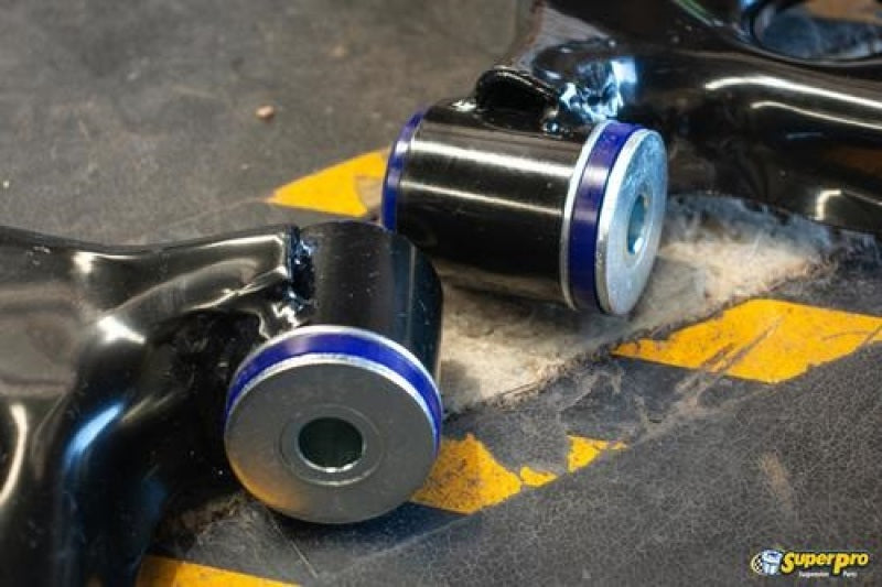 Superpro TRC1030 - SPRTRC1030 - SuperPro 2016 Honda Civic EX Front Lower Control Arm Set w/ Bushings - Shipped in Europe - Tuningsupply.com