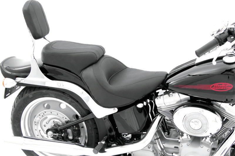 Mustang Motorcycle 76400 - MMP76400 - Mustang 06-17 Harley Softail Wide Tire (200mm) Standard Touring 1PC Seat - Black - Shipped in Europe - Tuningsupply.com