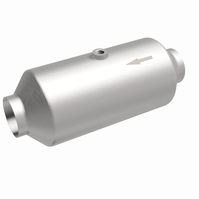 Magnaflow 51299 - MAG51299 - Magnaflow 3.00in. C/C 6in. spun body Universal Converter - Shipped in Europe - Tuningsupply.com