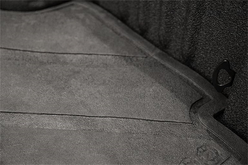 Dee Zee DZ77020 - DZEDZ77020 - Deezee 19-23 Chevrolet Silverado Heavyweight Bed Mat - Custom Fit 6 1/2Ft Bed (X Pattern) - Shipped in Europe - Tuningsupply.com