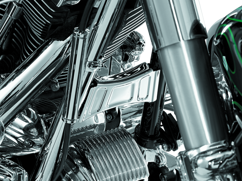 Kuryakyn 7774 - KUR7774 - Kuryakyn Downtube Cross Brace Cover 99-13 Touring Chrome - Shipped in Europe - Tuningsupply.com