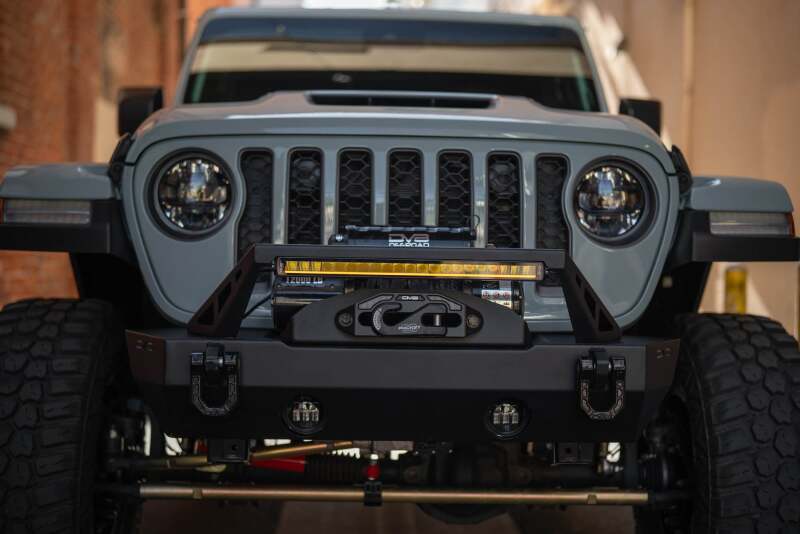 DV8 Offroad BE20SW105W-H - DVEBE20SW105W-H - DV8 Offroad 20in Halo Elite Single Row Light Bar with Accent Light - White/Amber - Shipped in Europe - Tuningsupply.com