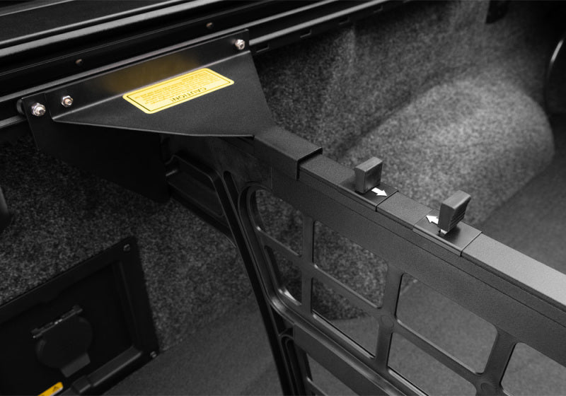 Roll-N-Lock CM151 - RNLCM151 - Roll-N-Lock 17-19 Ford F-250/F-350 Super Duty SB 80-3/8in Cargo Manager - Shipped in Europe - Tuningsupply.com