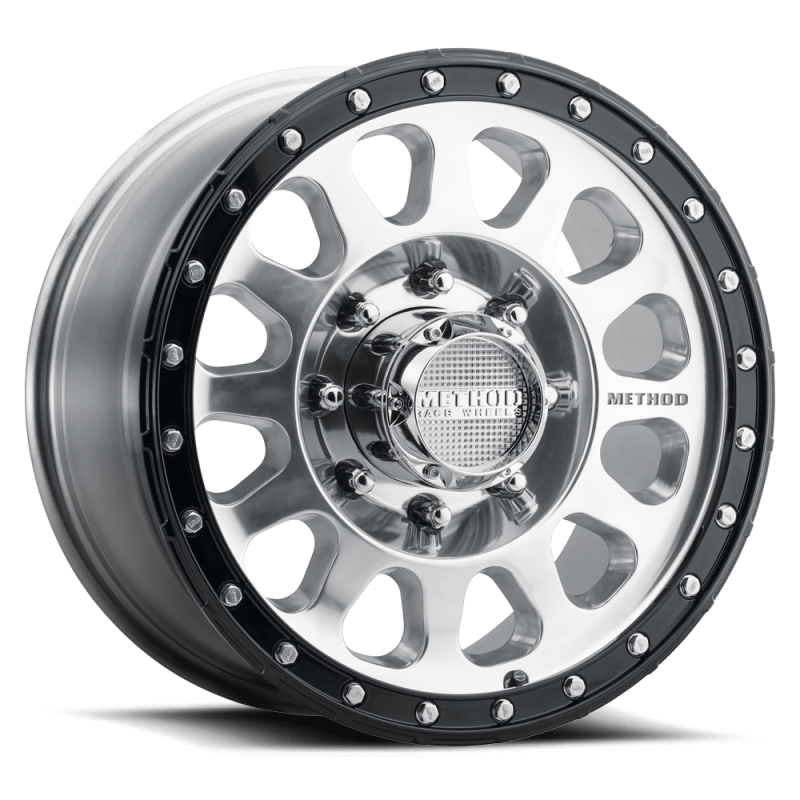 Method Wheels MR315890871718 - MRWMR315890871718 - Method MR315 18x9 +18mm Offset 8x170 130.81mm CB Polished Wheel - Gloss Black Lip - Shipped in Europe - Tuningsupply.com