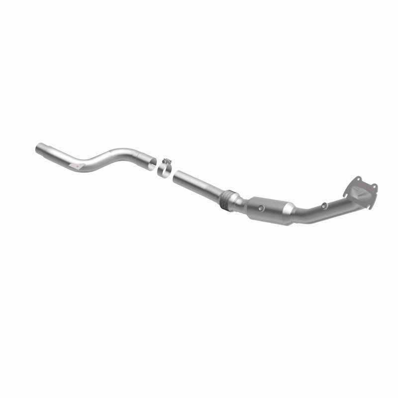 Magnaflow 22-139 - MAG22-139 - MagnaFlow Left Side Direct Fit Catalytic Converter 15-17 Chrysler 300 3.6L (4-Bolt Flange) - Shipped in Europe - Tuningsupply.com