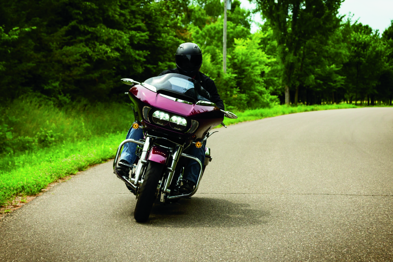 Kuryakyn 2632 - KUR2632 - Kuryakyn Windshield Side Trims Chrome - Shipped in Europe - Tuningsupply.com