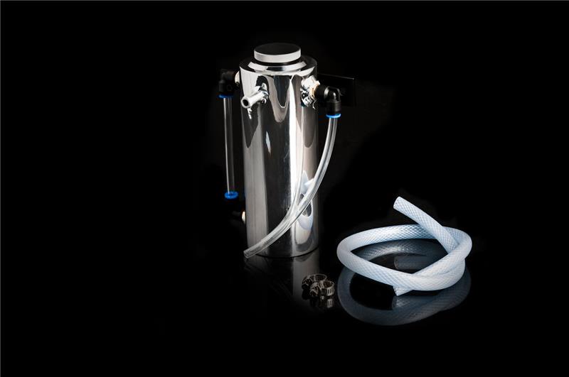 Weapon R 826-111-101 - WPN826-111-101 - Weapon R 24 fl oz Polished Coolant Catch Can - Shipped in Europe - Tuningsupply.com