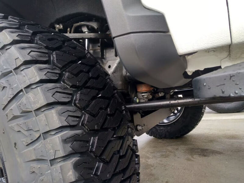 Cognito 510-91203 - COG510-91203 - Cognito 20-25 Chevy Silverado 2500/3500 HD Fender Trim Finishing Caps - Shipped in Europe - Tuningsupply.com