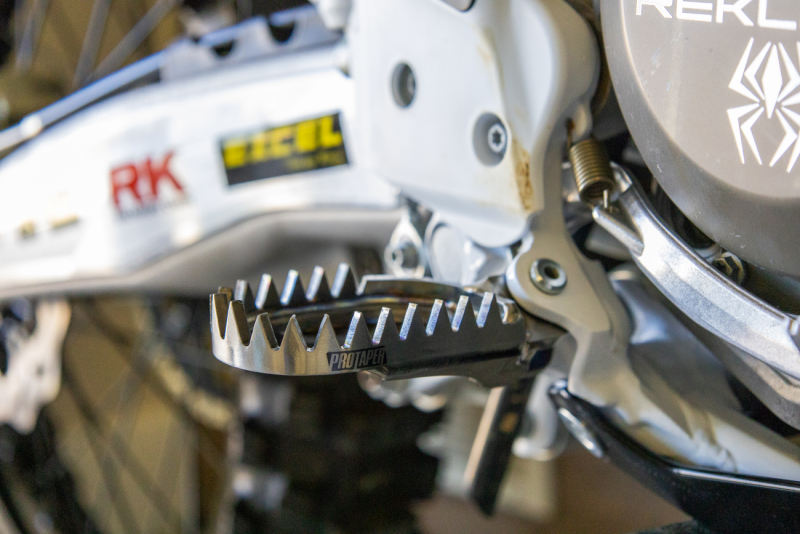 ProTaper 022153 - PTR022153 - Pro Taper 07-22 Kawasaki Titanium Footpegs - Shipped in Europe - Tuningsupply.com