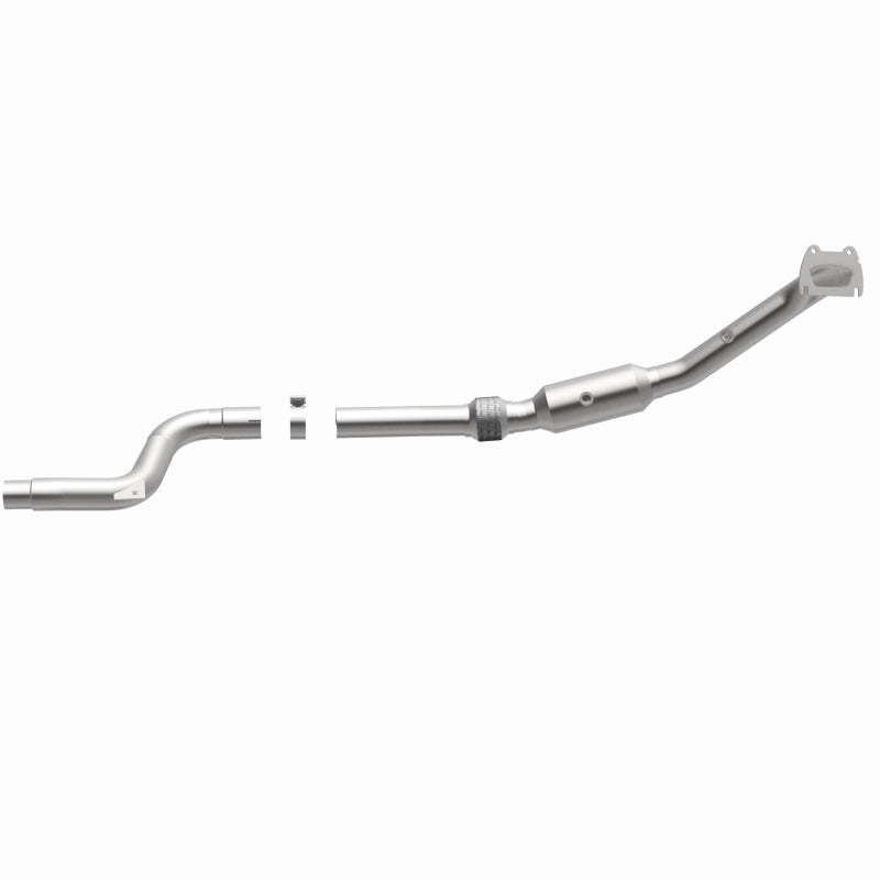 Magnaflow 22-139 - MAG22-139 - MagnaFlow Left Side Direct Fit Catalytic Converter 15-17 Chrysler 300 3.6L (4-Bolt Flange) - Shipped in Europe - Tuningsupply.com