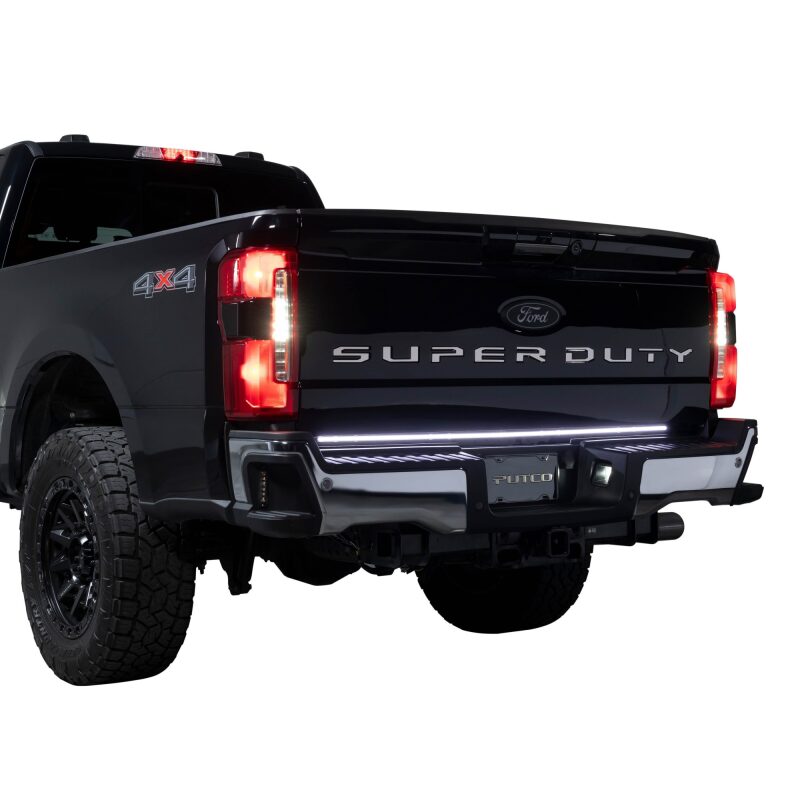Putco 9202960-26 - PUT9202960-26 - Putco 23-24 Ford SuperDuty F-250 60In Direct Fit Blade Kit Tailgate Bars w/ LED Taillamps - Shipped in Europe - Tuningsupply.com