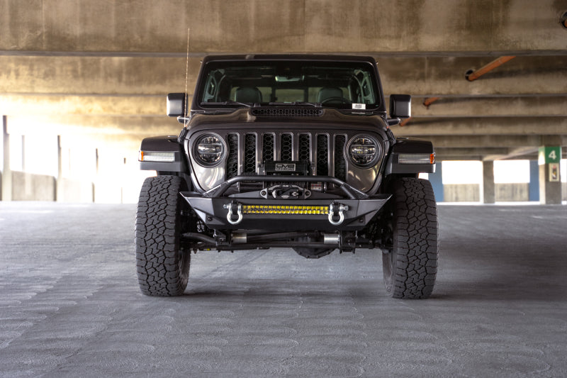 DV8 Offroad FBJL-11 - DVEFBJL-11 - DV8 Offroad 07-23 Jeep Wrangler JK/JL & Gladiator JT FS-1 Series Stubby Front Bumper - Shipped in Europe - Tuningsupply.com