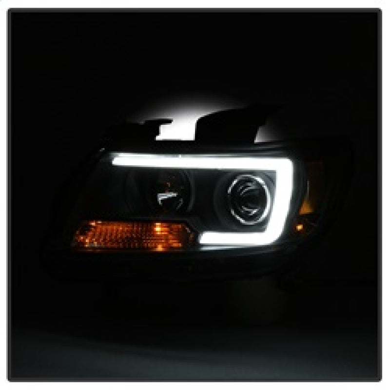 SPYDER 5085283 - SPY5085283 - Spyder 15-17 Chevy Colorado Projector Headlights - Light Bar LED - Black (PRO-YD-CCO15-LBDRL-BK) - Shipped in Europe - Tuningsupply.com