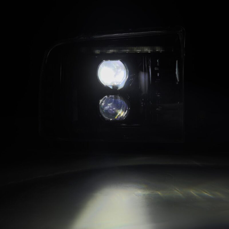 AlphaRex 880316 - ARX880316 - AlphaRex 05-07 Ford Super Duty/Excursion LUXX-Series LED Projector Headlights - Alpha-Black - Shipped in Europe - Tuningsupply.com