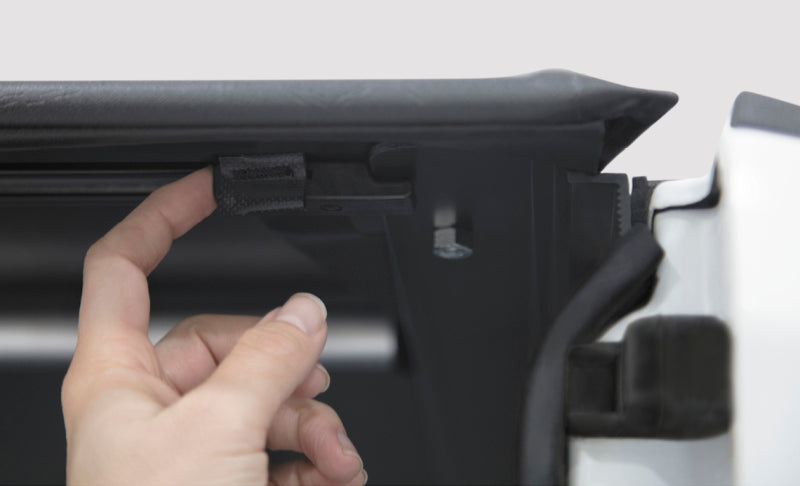 Access 32209 - ACC32209 - Access Literider 99-06 Chevy/GMC Full Size 6ft 6in Stepside Bed (Bolt On) Roll-Up Cover - Shipped in Europe - Tuningsupply.com