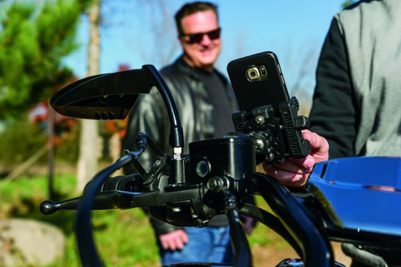 Kuryakyn 1698 - KUR1698 - Kuryakyn Tech Connect Perch Mount Black Standard - Shipped in Europe - Tuningsupply.com