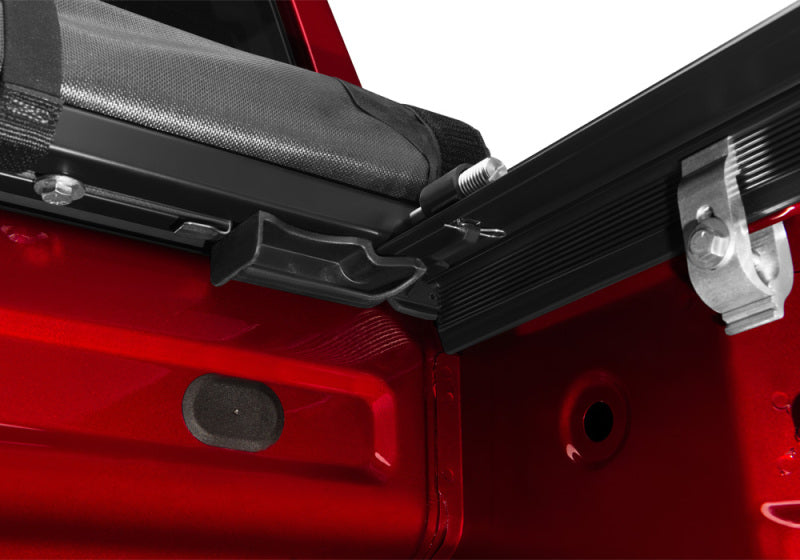 Truxedo 550001 - TRX550001 - Truxedo 2023 GMC Canyon/Chevrolet Colorado 5ft 2in Lo Pro Bed Cover - Shipped in Europe - Tuningsupply.com