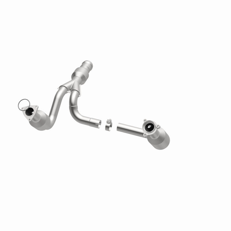 Magnaflow 52617 - MAG52617 - MagnaFlow Direct Fit Catalytic Converter 2015 GMC Yukon XL V8 6.2L - Shipped in Europe - Tuningsupply.com