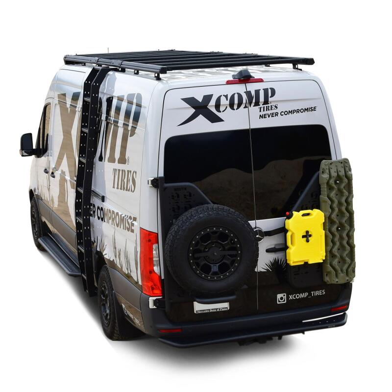 Westin 28-31045 - WES28-31045 - Westin 07-25 Mercedes-Benz Sprinter Outlaw Rear Step - Textured Black - Shipped in Europe - Tuningsupply.com