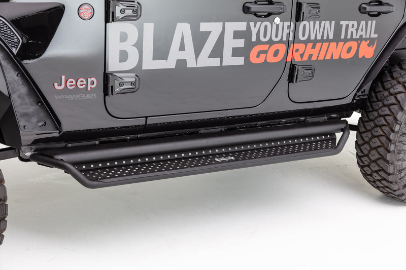 Go Rhino D14306T - GORD14306T - Go Rhino 19-20 Ram 1500 Dominator Extreme D1 SideSteps Complete Kit w/SideStep + Brkts - Shipped in Europe - Tuningsupply.com