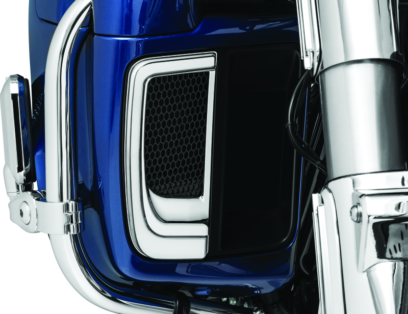 Kuryakyn 5063 - KUR5063 - Kuryakyn Tracer Lower Fairing Grill Chrome - Shipped in Europe - Tuningsupply.com