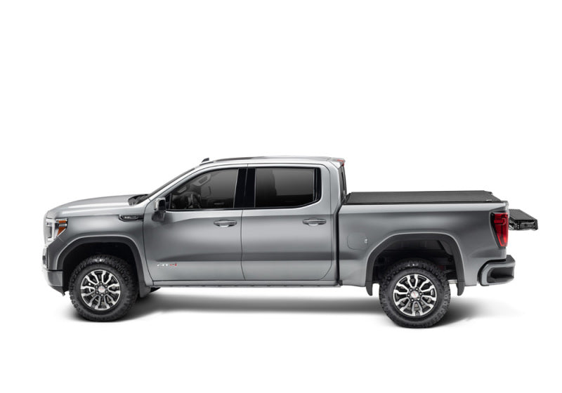 Truxedo 572401 - TRX572401 - Truxedo 19-20 GMC Sierra & Chevrolet Silverado 1500 (New Body) 5ft 8in Lo Pro Bed Cover - Shipped in Europe - Tuningsupply.com