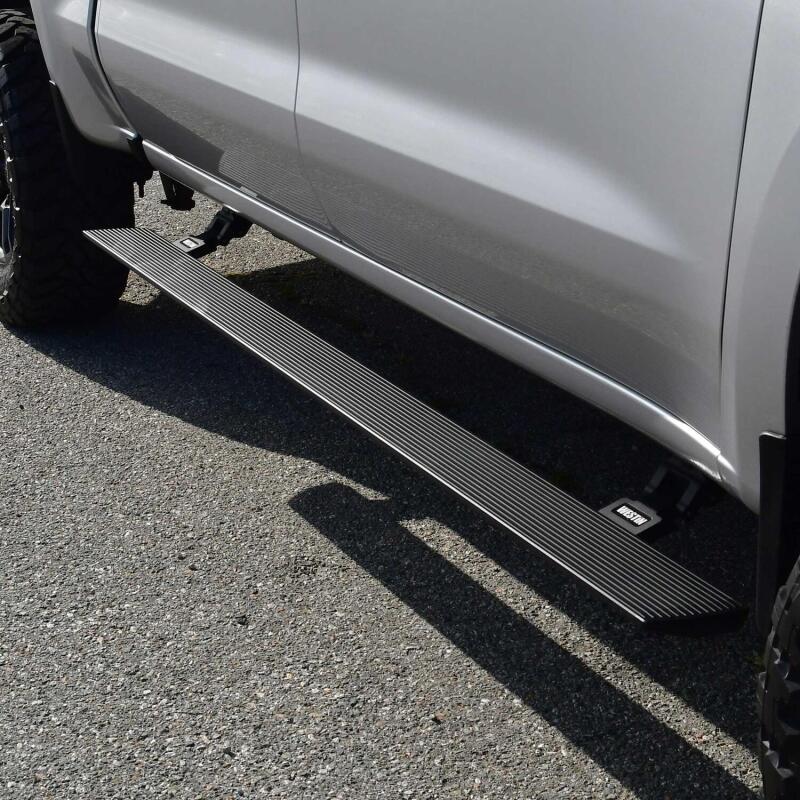 Westin 29-24135 - WES29-24135 - Westin 19-26 Chev/GMC Silv/Srra 1500 CC (No 19 LTD) / 20-26 2500/3500 Pro-e Running Boards - Tex Blk - Shipped in Europe - Tuningsupply.com