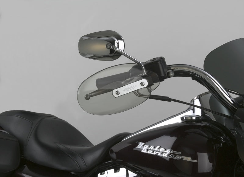 National Cycle N5541 - NATN5541 - National Cycle 089-09 Harley FXST/96-13 FLHT/FLTR/09-17 FLHR/87-23 FLSCT Hand Deflectors-Lt Tint - Shipped in Europe - Tuningsupply.com