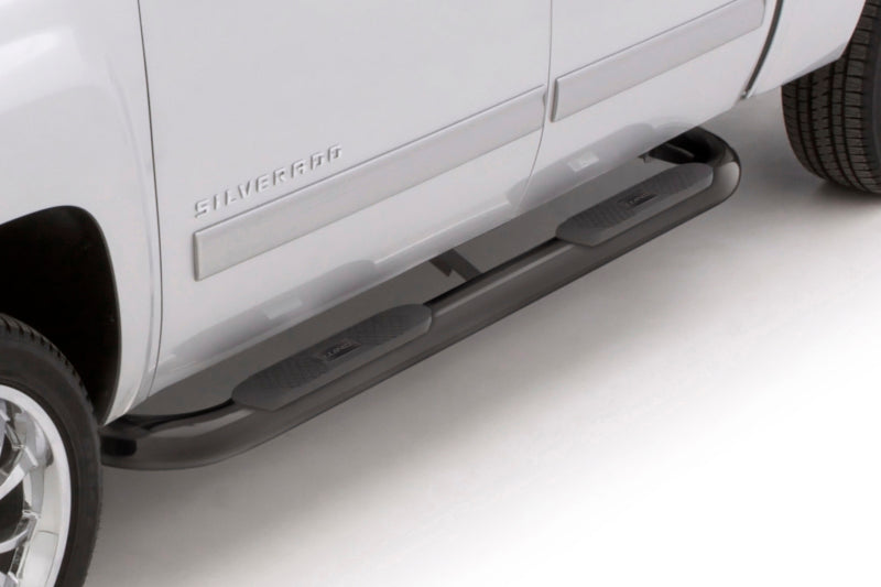 LUND 23488964 - LND23488964 - Lund 2019 Chevy Silverado 1500 Crew Cab 4in. Oval Curved Steel Nerf Bars - Black - Shipped in Europe - Tuningsupply.com