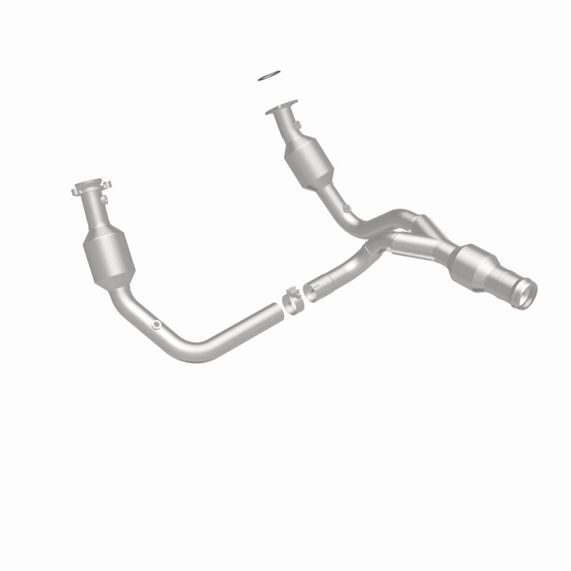Magnaflow 52617 - MAG52617 - MagnaFlow Direct Fit Catalytic Converter 2015 GMC Yukon XL V8 6.2L - Shipped in Europe - Tuningsupply.com