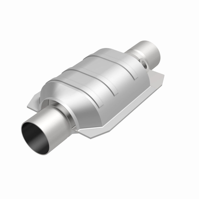 Magnaflow 91035 - MAG91035 - MagnaFlow Universal Catalytic Converter 2.25 W/Single O2 Boss - Shipped in Europe - Tuningsupply.com