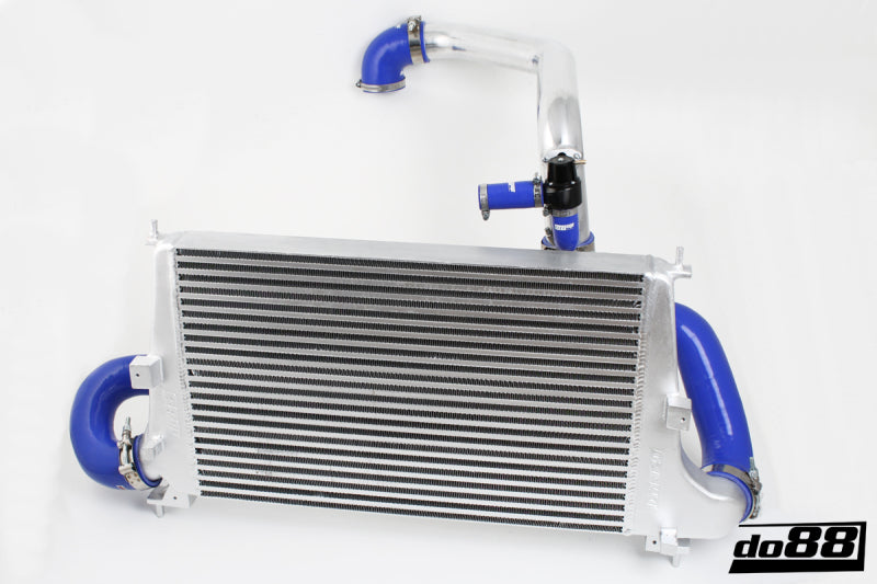 do88 BIG-100-S - DOBBIG-100-S - do88 02-09 SAAB 9-5 2.0T/2.3T/Aero (B205/B235) Automatic BigPack Intercooler Kit w/Black Hoses - Shipped in Europe - Tuningsupply.com