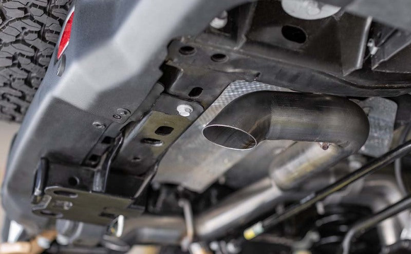 Magnaflow 17147 - MAG17147 - MagnaFlow 13-14 Toyota Tacoma V6 4.0L Turn Down in Front of Rear Tire SS Catback Perf Exhaust - Shipped in Europe - Tuningsupply.com