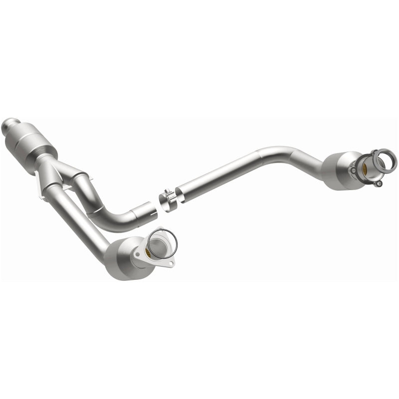 Magnaflow 52642 - MAG52642 - MagnaFlow Conv Direct Fit 14-16 GMC Sierra 1500 V6 4.3L - Shipped in Europe - Tuningsupply.com