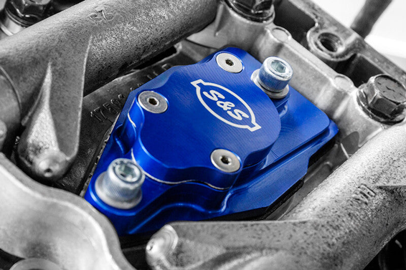 S&S Cycle 900-1299 - SSC900-1299 - S&S Cycle 99-17 Twin Cam Models Billet Head Breather Kit - Shipped in Europe - Tuningsupply.com