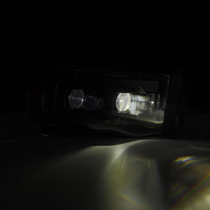 AlphaRex 880572 - ARX880572 - AlphaRex 02-05 Dodge Ram 1500 PRO-Series Projector Headlights Plank Style Alpha Black w/Seq Signal - Shipped in Europe - Tuningsupply.com