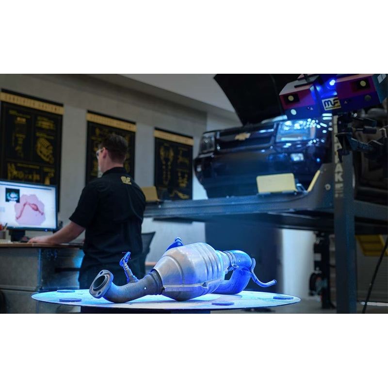 Magnaflow 94139 - MAG94139 - MagnaFlow Conv Univ 3 W/Single O2 Boss - Shipped in Europe - Tuningsupply.com